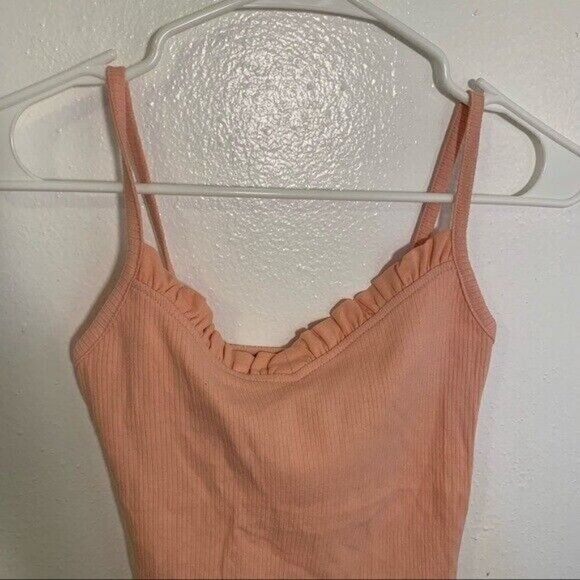 Forever 21 Basic Ruffled Cami Tank Top Peach Orange Ribbed - Picture 3 of 8